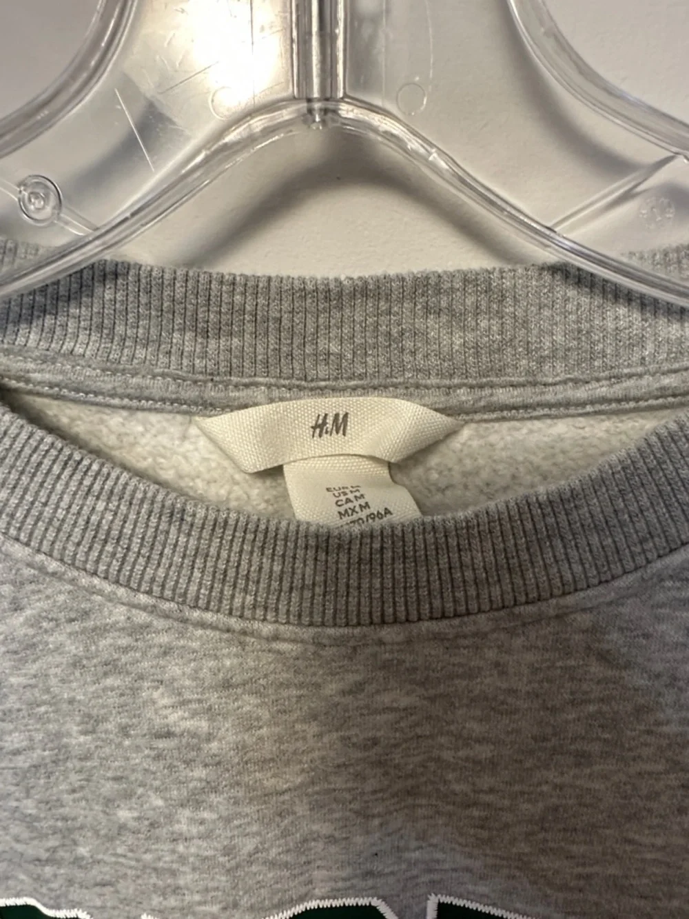 H&M Tribeca Graphic Oversized Crewneck Sweatshirt with Green Lettering - Picture 5 of 7